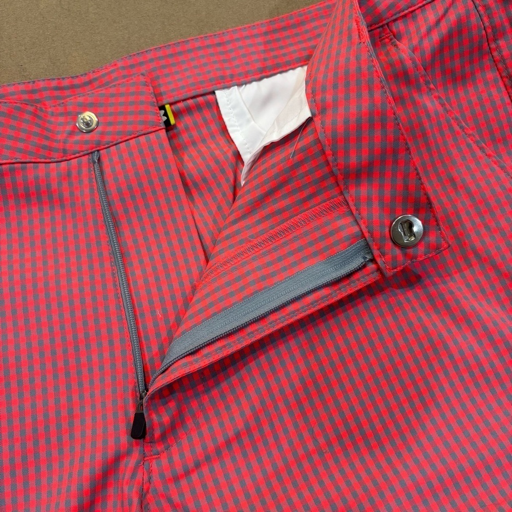 Under Armour Men’s Golf Shorts Vibrant Coral/Grey Gingham Size 38 NWT - Picture 8 of 11